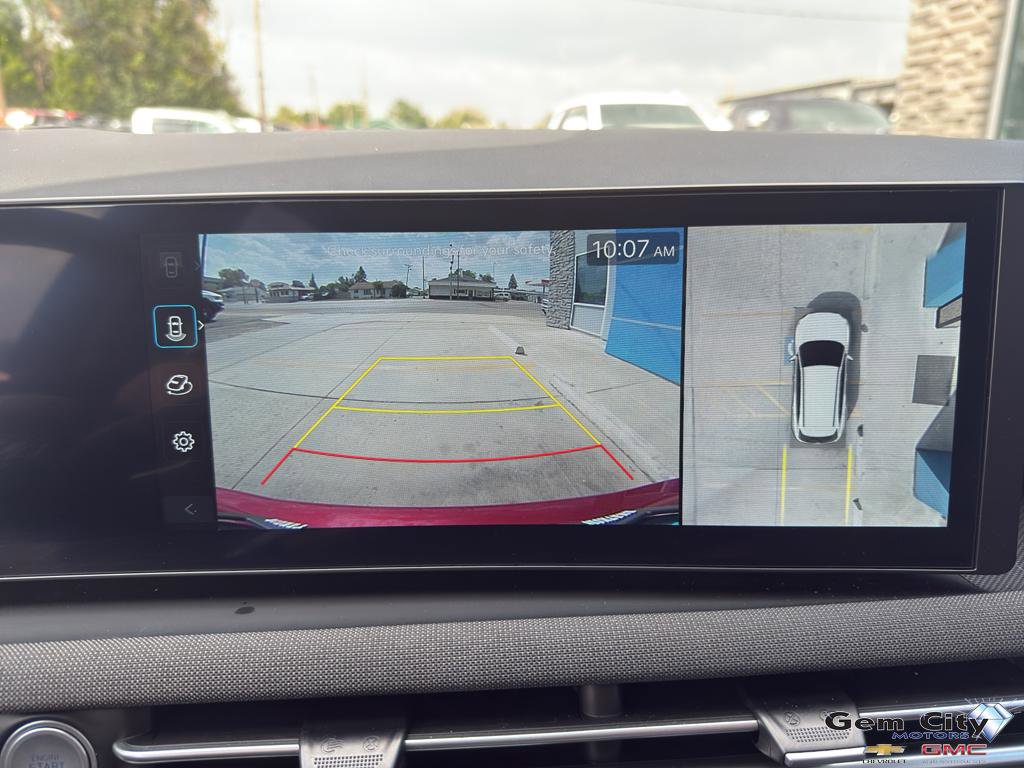 Used 2025 Hyundai Tucson Limited image 24