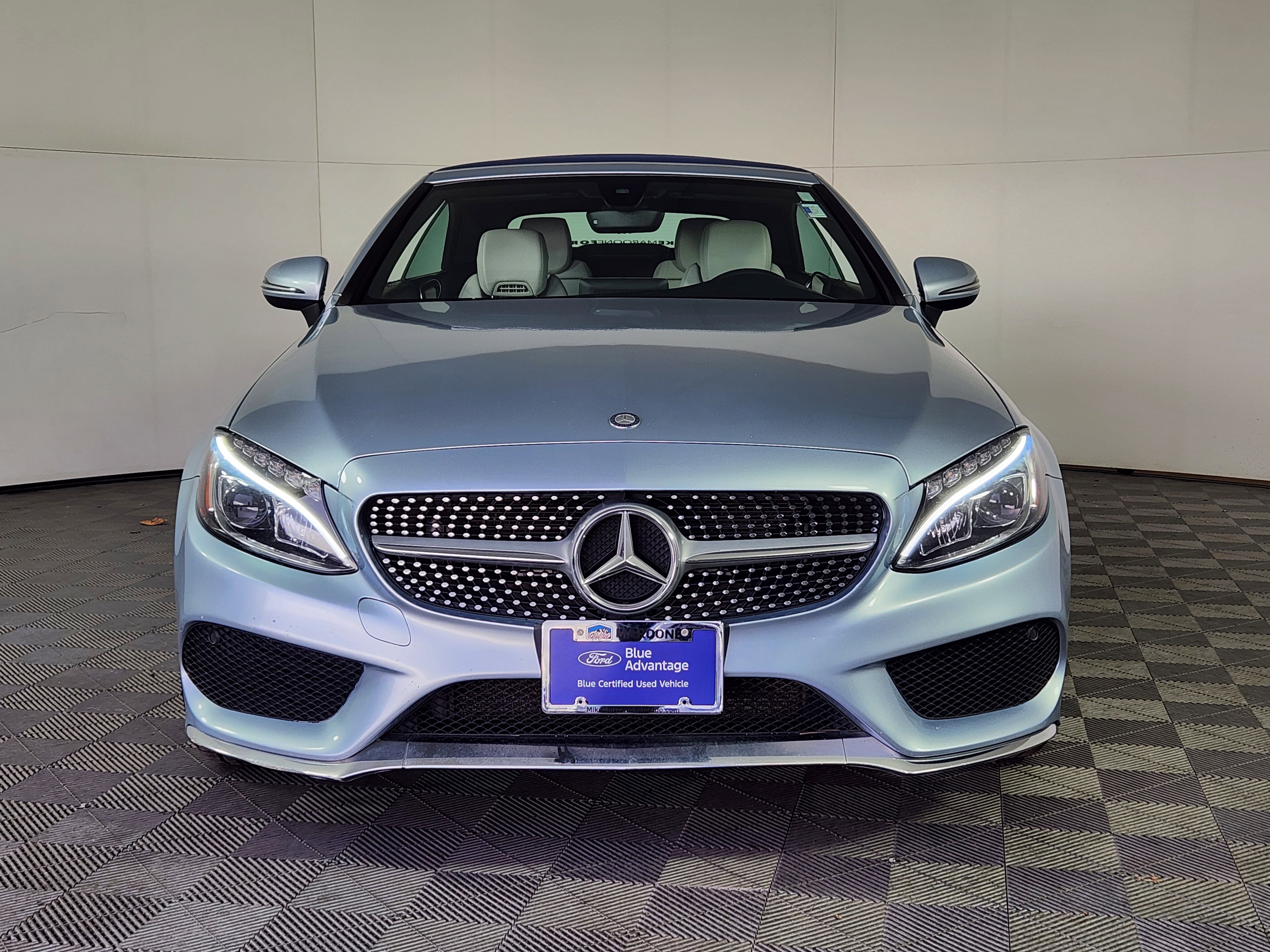 Used 2017 Mercedes-Benz C 300 4MATIC Cabriolet image 2
