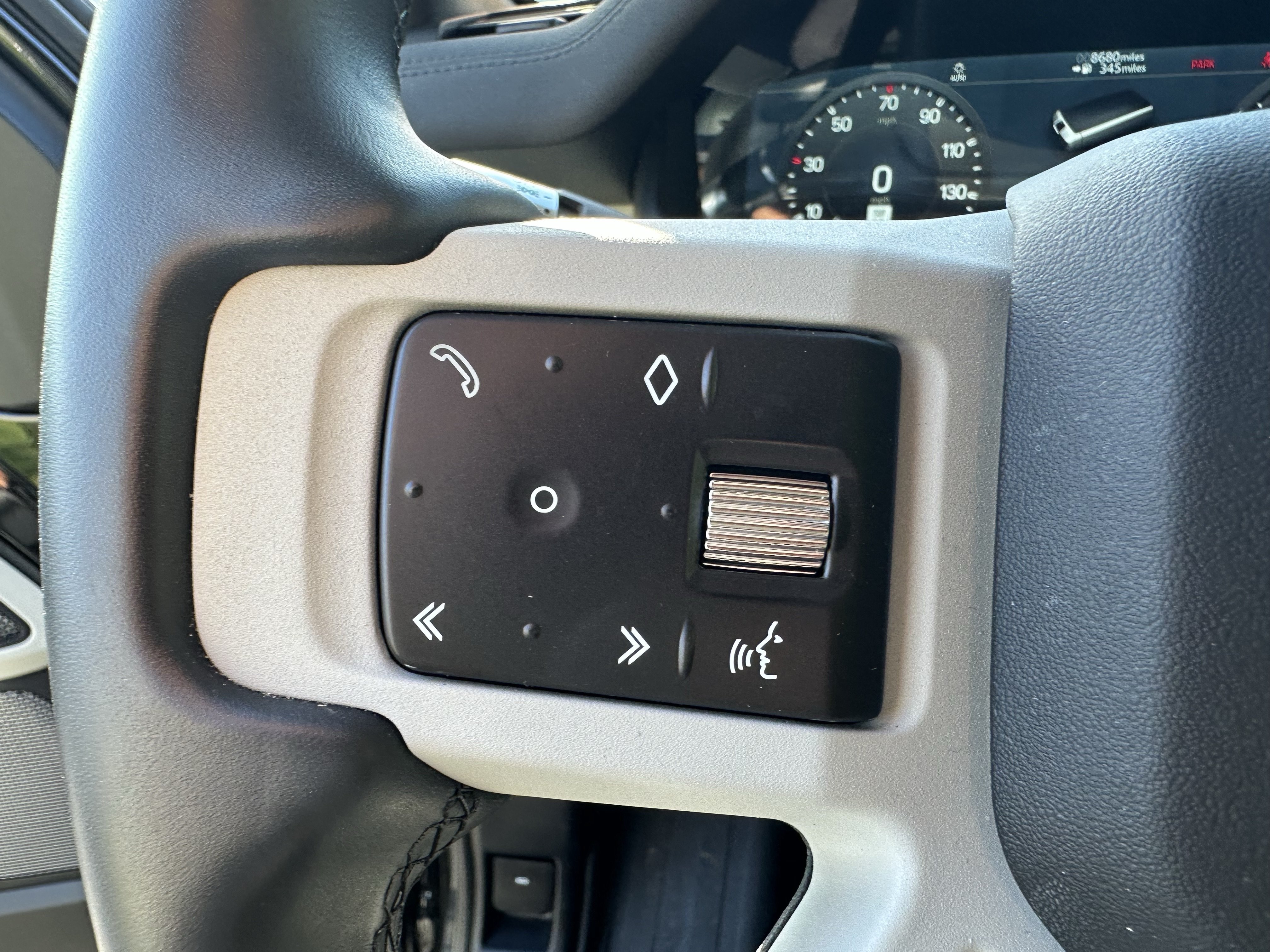 Used 2022 Land Rover Defender 90 S AWD/4WD image 15