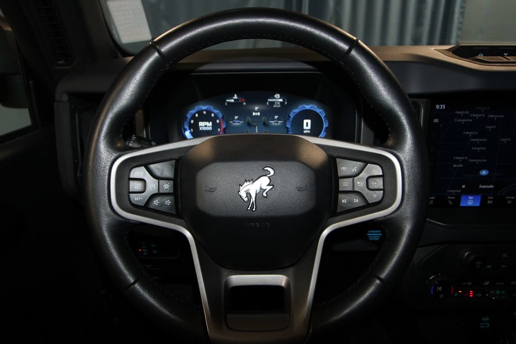 Used 2025 Ford Bronco Badlands AWD/4WD image 11
