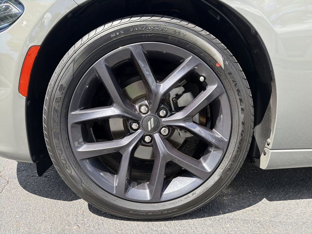 Used 2023 Dodge Charger SXT w/ Blacktop Package image 18