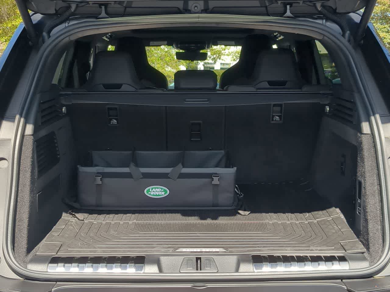 New 2026 Land Rover Range Rover Sport SV AWD/4WD image 43