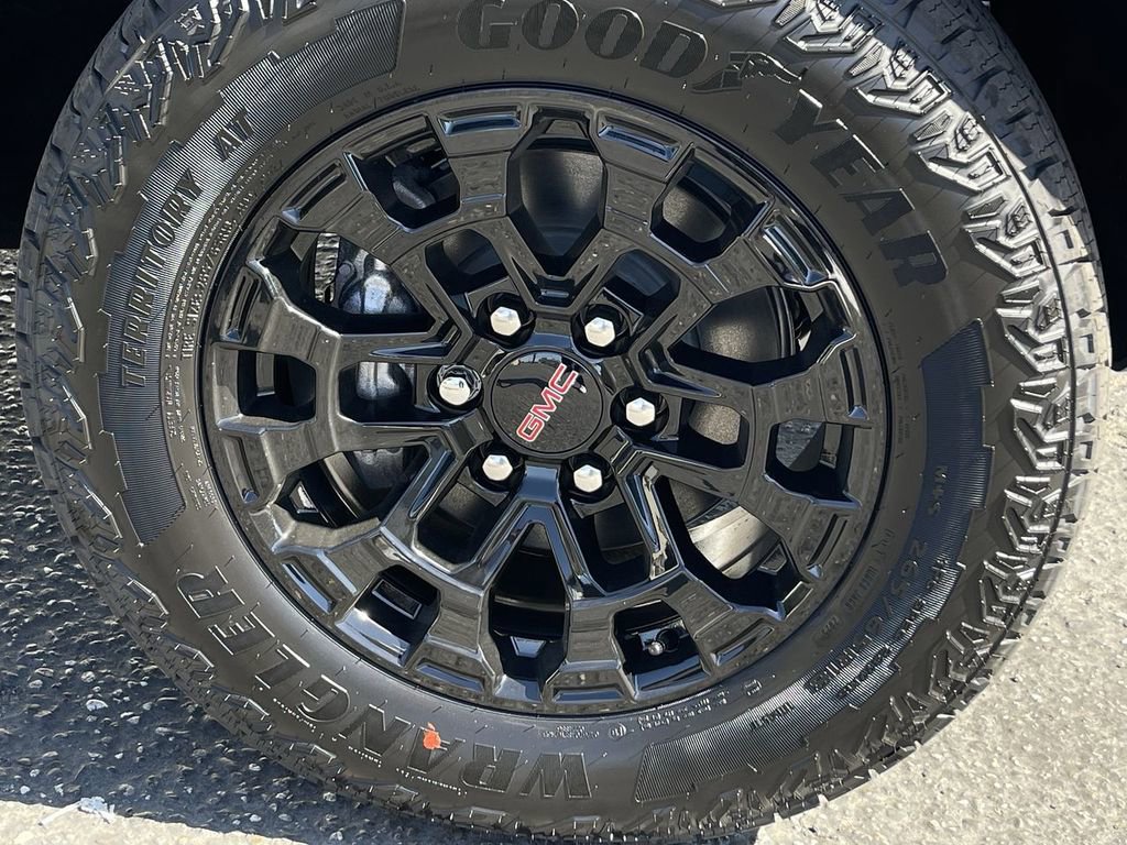 New 2026 GMC Canyon Elevation w/ Convenience Package image 31