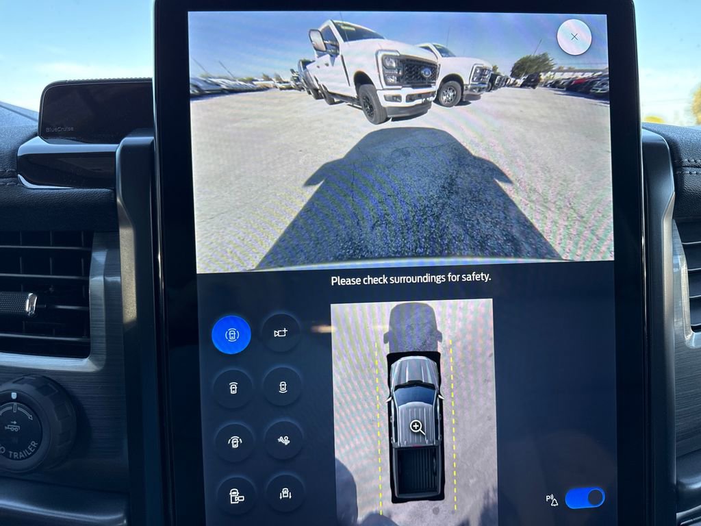 New 2025 Ford F150 Lightning Flash image 28