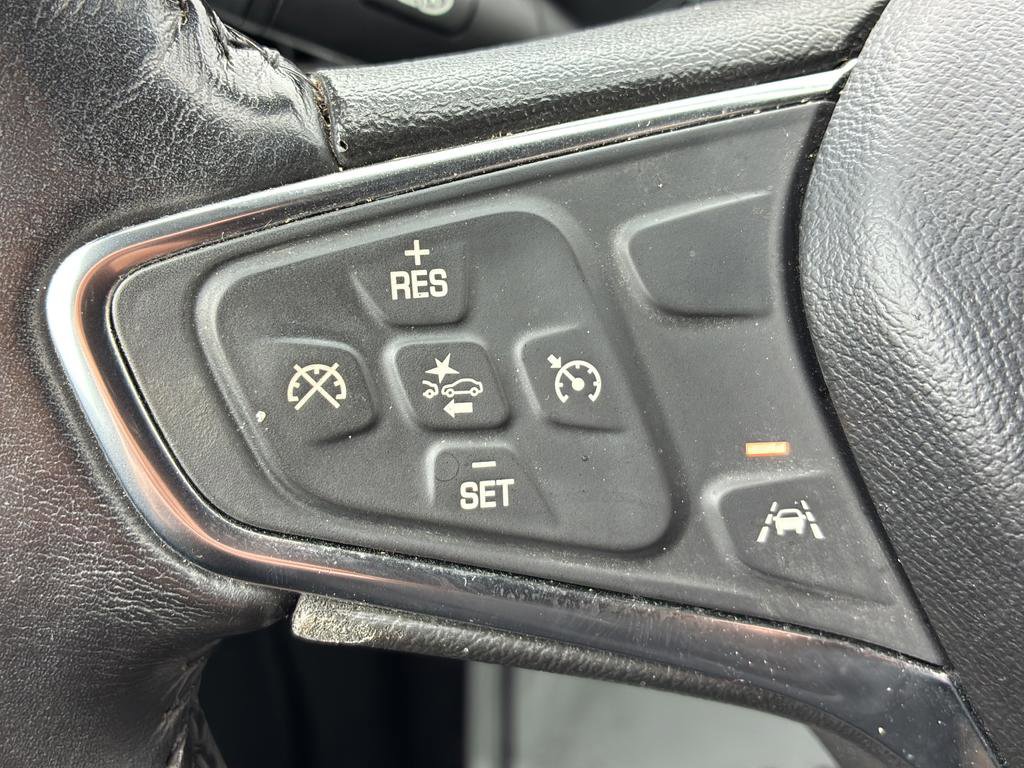 Used 2021 Chevrolet Equinox LT FWD image 36
