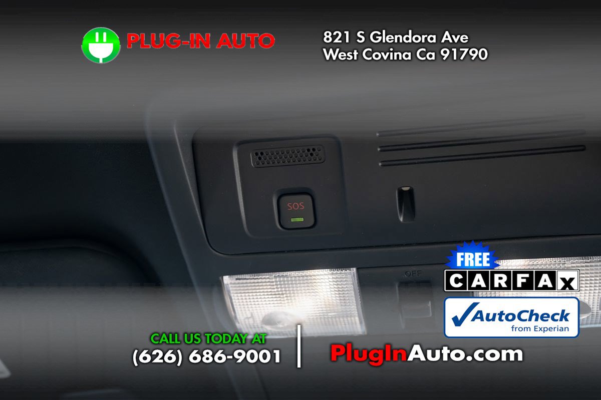 Used 2024 Nissan Titan PRO-4X w/ Off Road Protection Package image 19