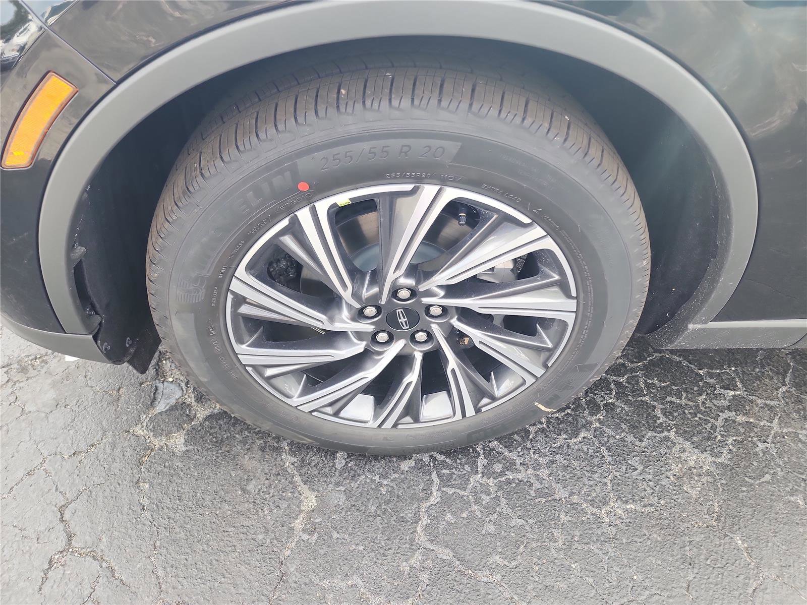 New 2026 Lincoln Aviator 2WD image 9