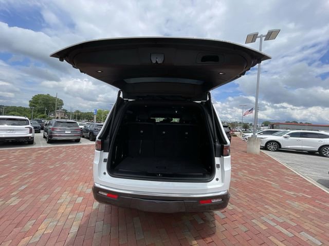 Used 2022 Jeep Wagoneer Series I RWD image 34