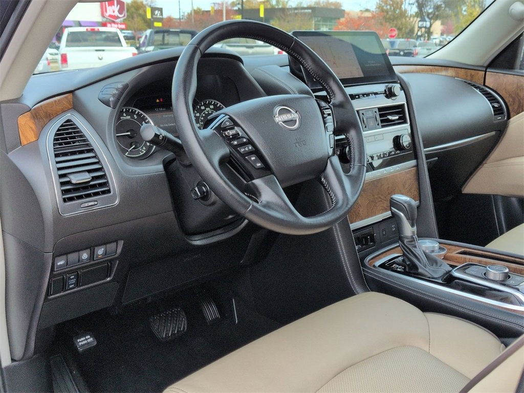 Used 2024 Nissan Armada SL w/ Captain's Chairs Package image 9