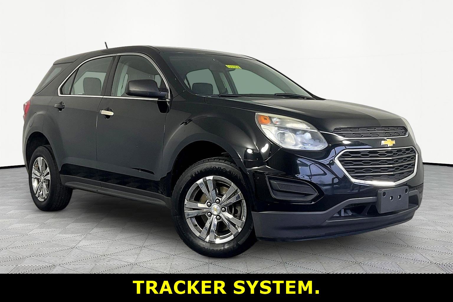 Used 2017 Chevrolet Equinox LS image 3
