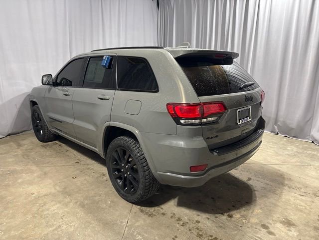 Used 2019 Jeep Grand Cherokee Altitude AWD/4WD image 30