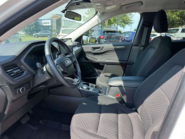 Used 2023 Ford Escape Active w/ Tech Pack #1 AWD/4WD image 13