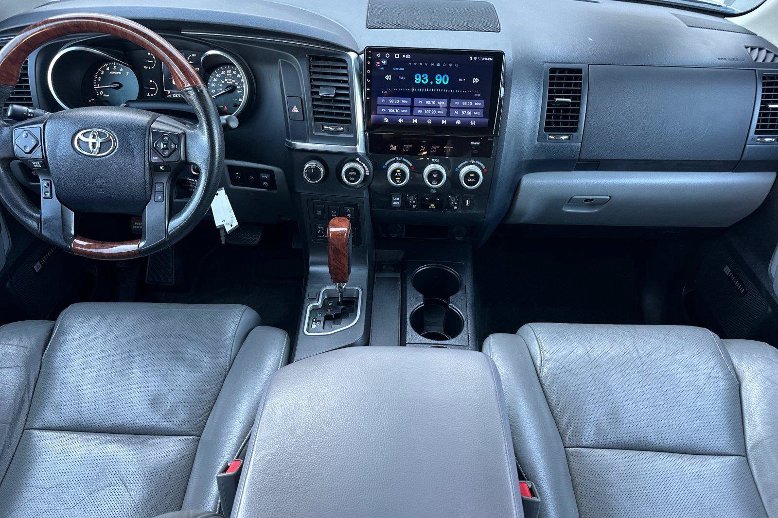 Used 2018 Toyota Sequoia Platinum w/ Carpet Mat Package AWD/4WD image 12
