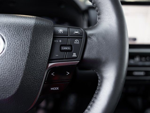 Used 2025 Toyota Camry XSE image 13