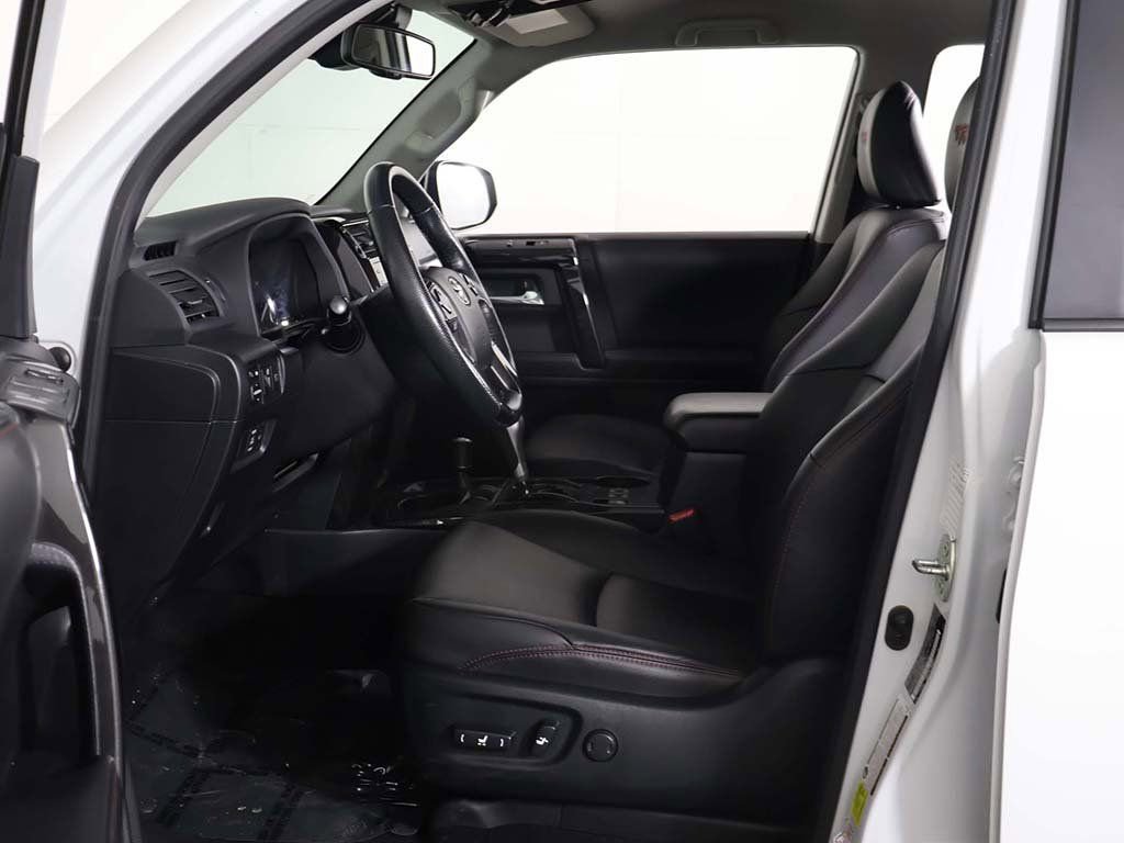 Used 2024 Toyota 4Runner TRD Off-Road Premium image 26