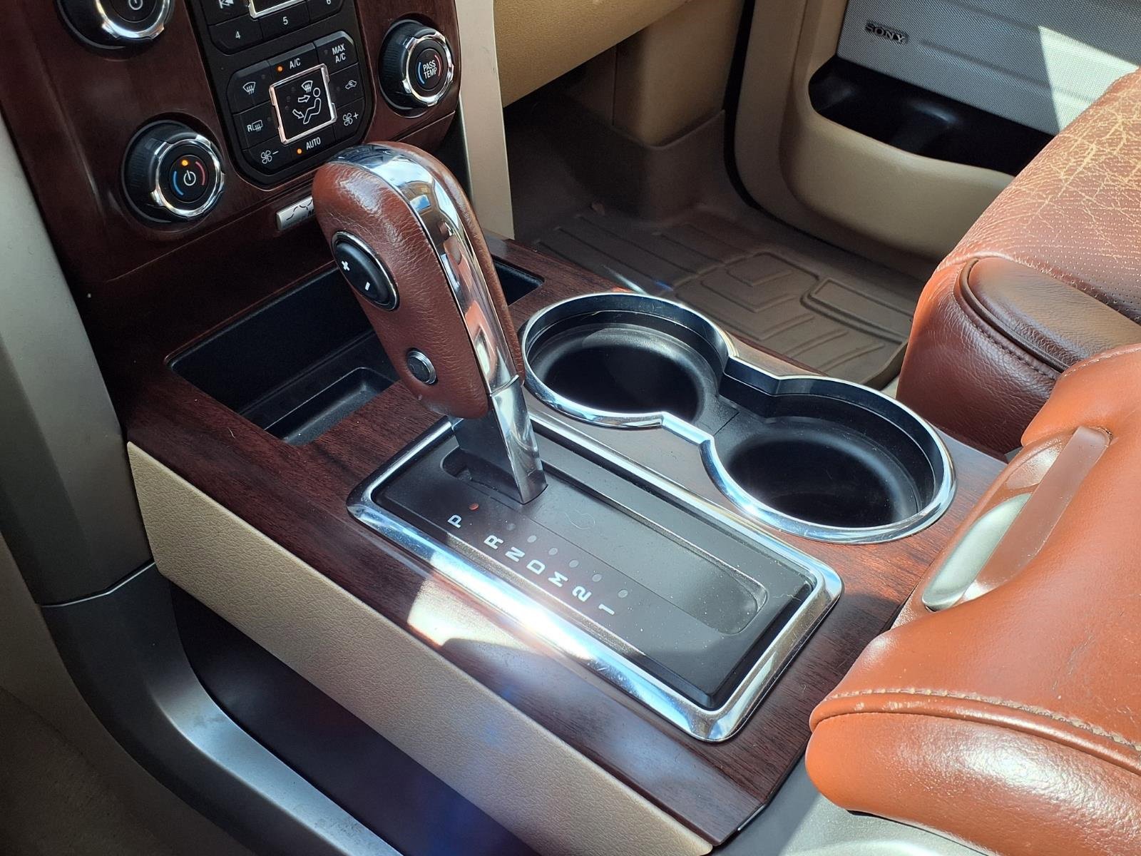 Used 2014 Ford F150 King Ranch w/ King Ranch Luxury Package image 21