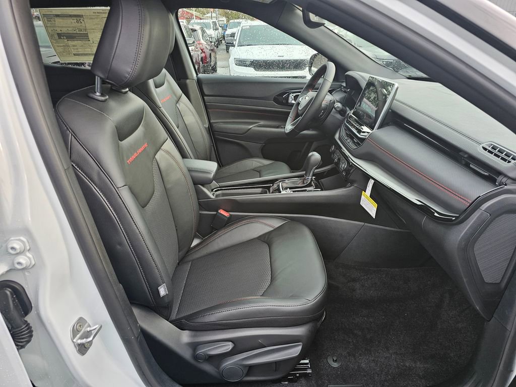 New 2026 Jeep Compass Trailhawk image 12