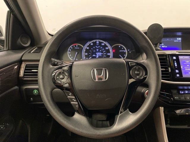 Used 2016 Honda Accord EX image 18