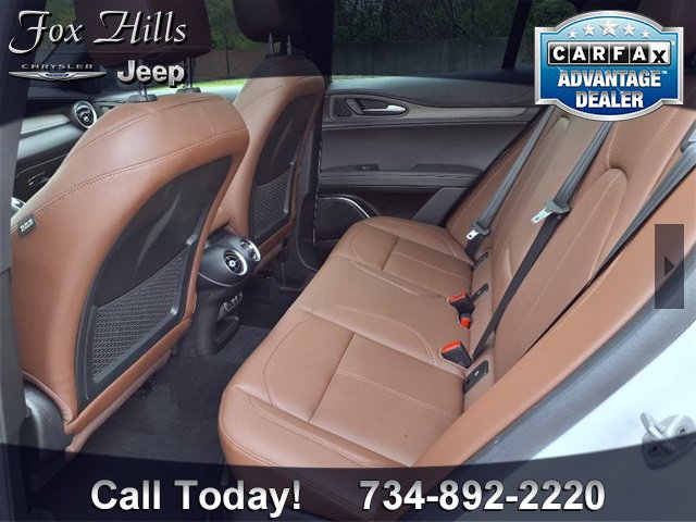 Used 2023 Alfa Romeo Stelvio Ti image 11