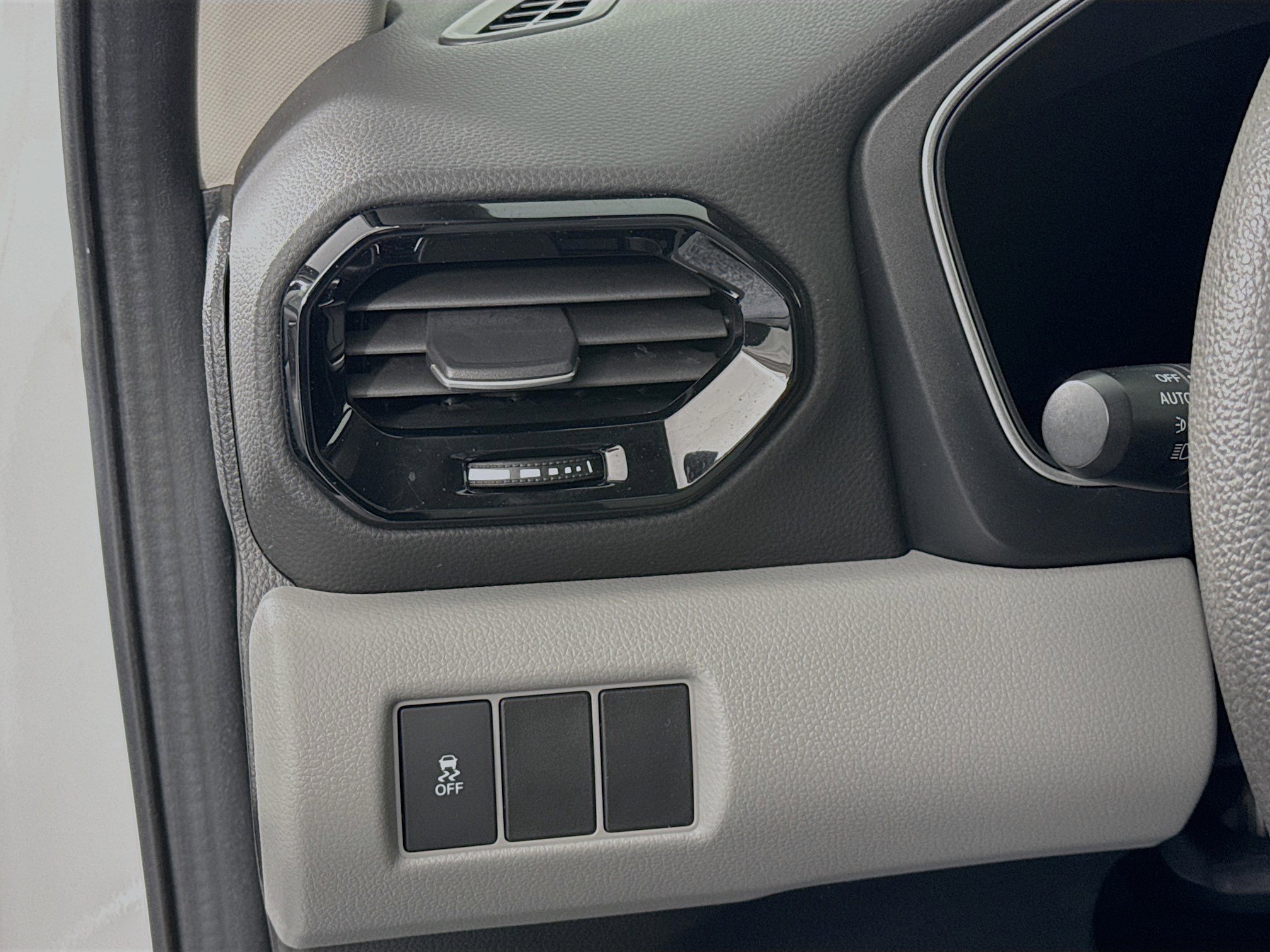 Certified 2023 Honda Pilot LX image 10