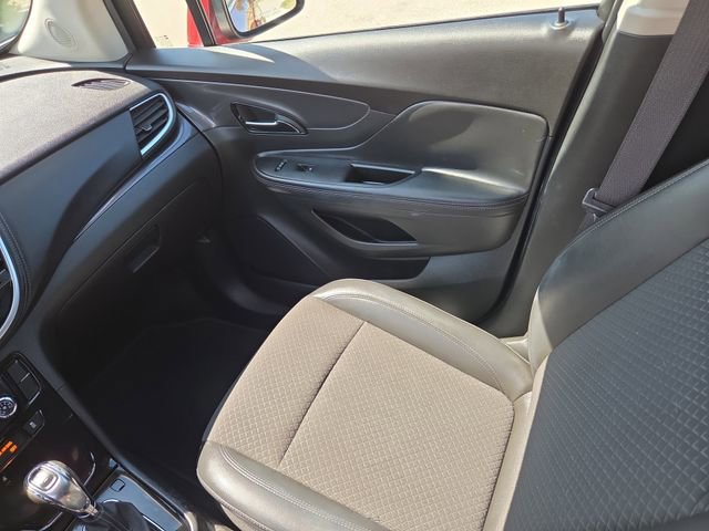 Certified 2022 Buick Encore Preferred w/ Safety Package image 13