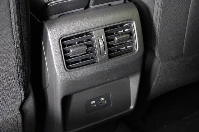 Certified 2023 Nissan Rogue SV image 23