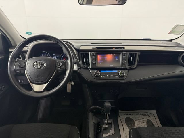 Used 2017 Toyota RAV4 XLE w/ Premium Special Value Package AWD/4WD image 32