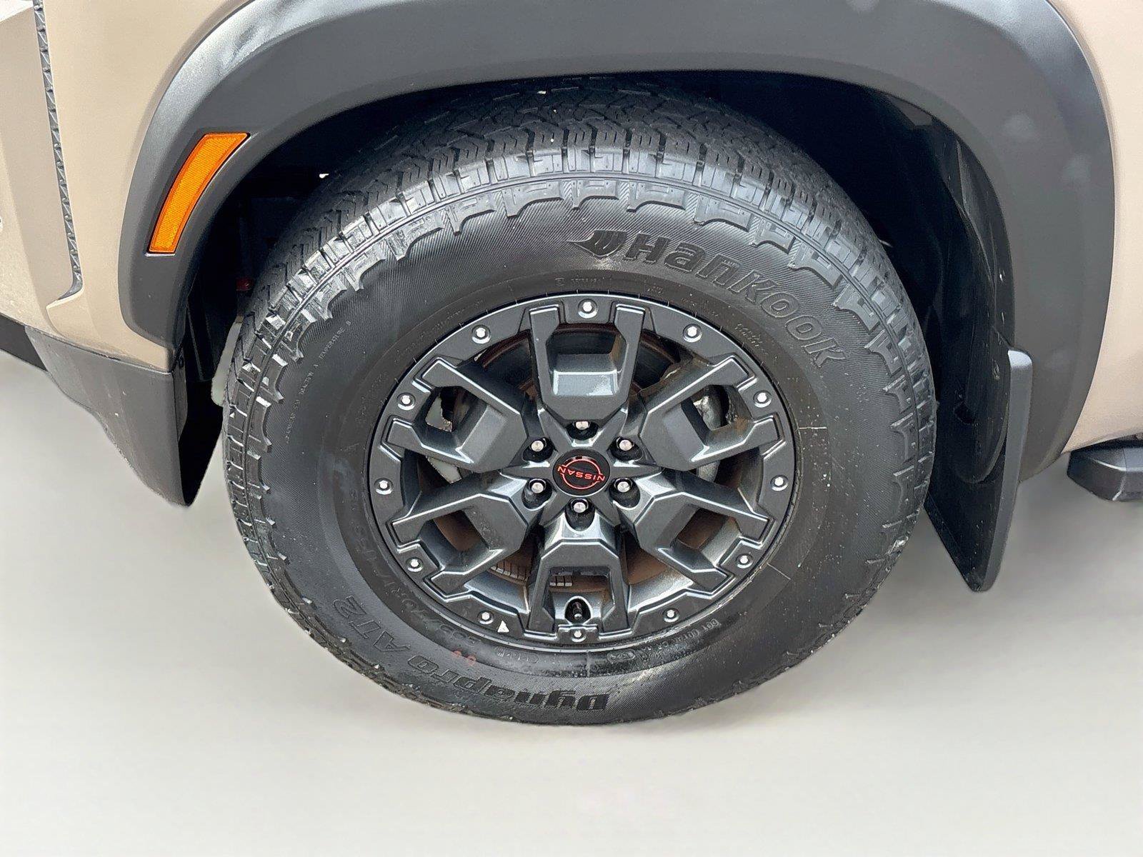 Used 2024 Nissan Frontier Pro-X w/ Pro Premium Package RWD image 32