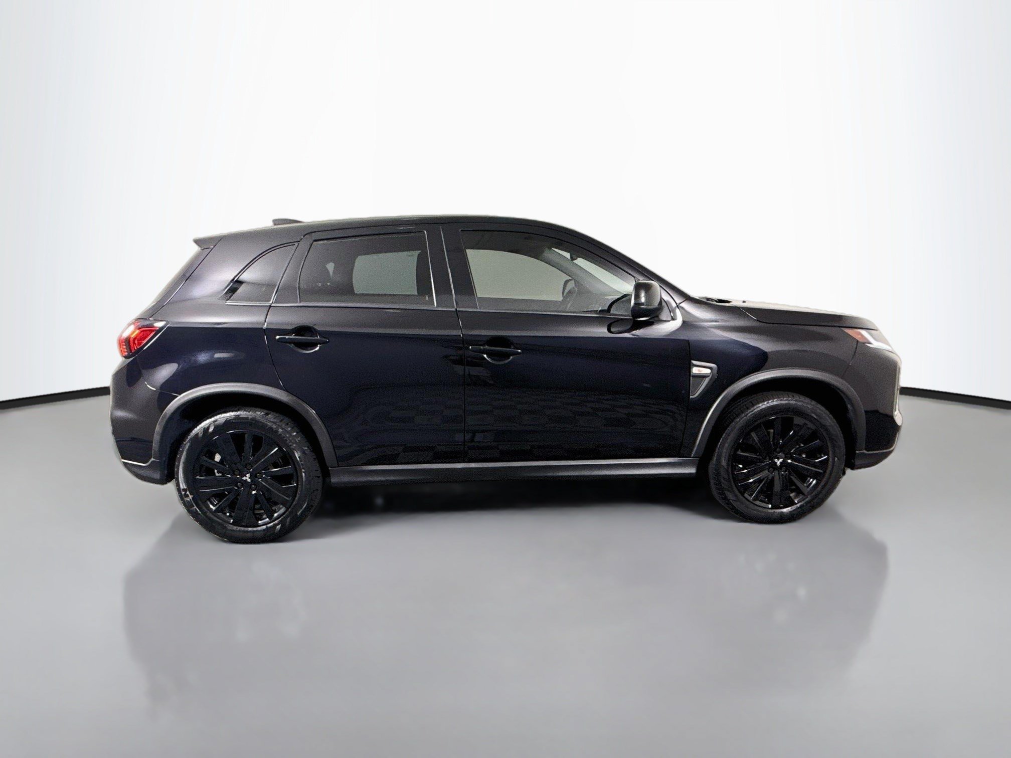 Used 2024 Mitsubishi Outlander Sport LE AWD/4WD image 11