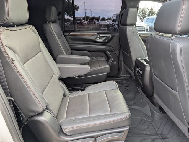Used 2024 Chevrolet Suburban High Country w/ Max Trailering Package AWD/4WD image 33