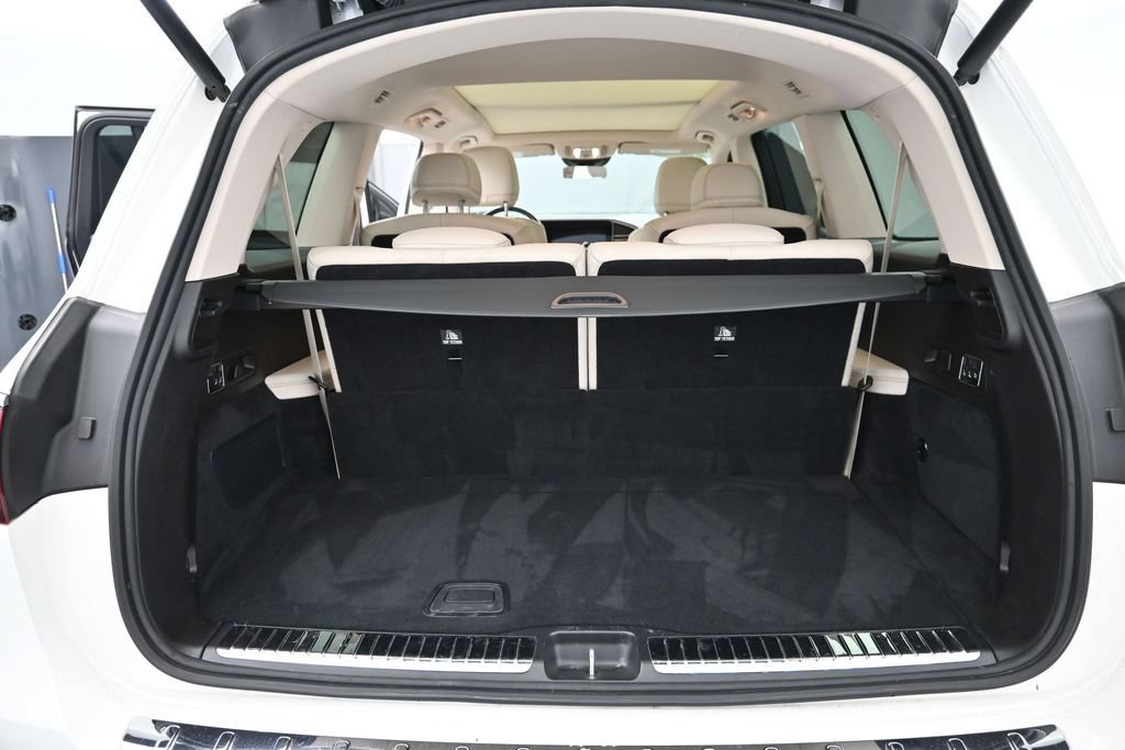 Used 2022 Mercedes-Benz GLS 450 4MATIC image 16
