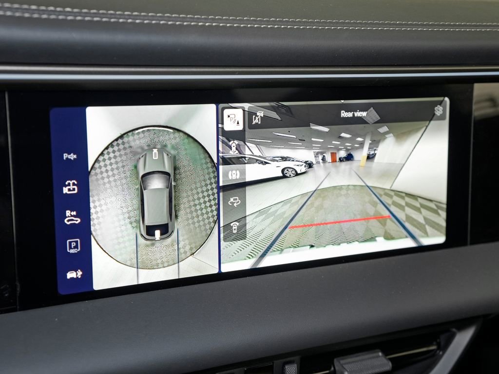 New 2026 Porsche Macan Turbo Electric image 29