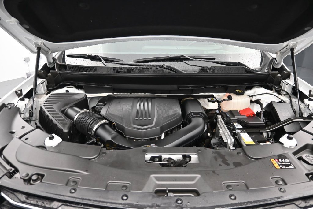 Used 2024 Chevrolet Traverse LT FWD image 17