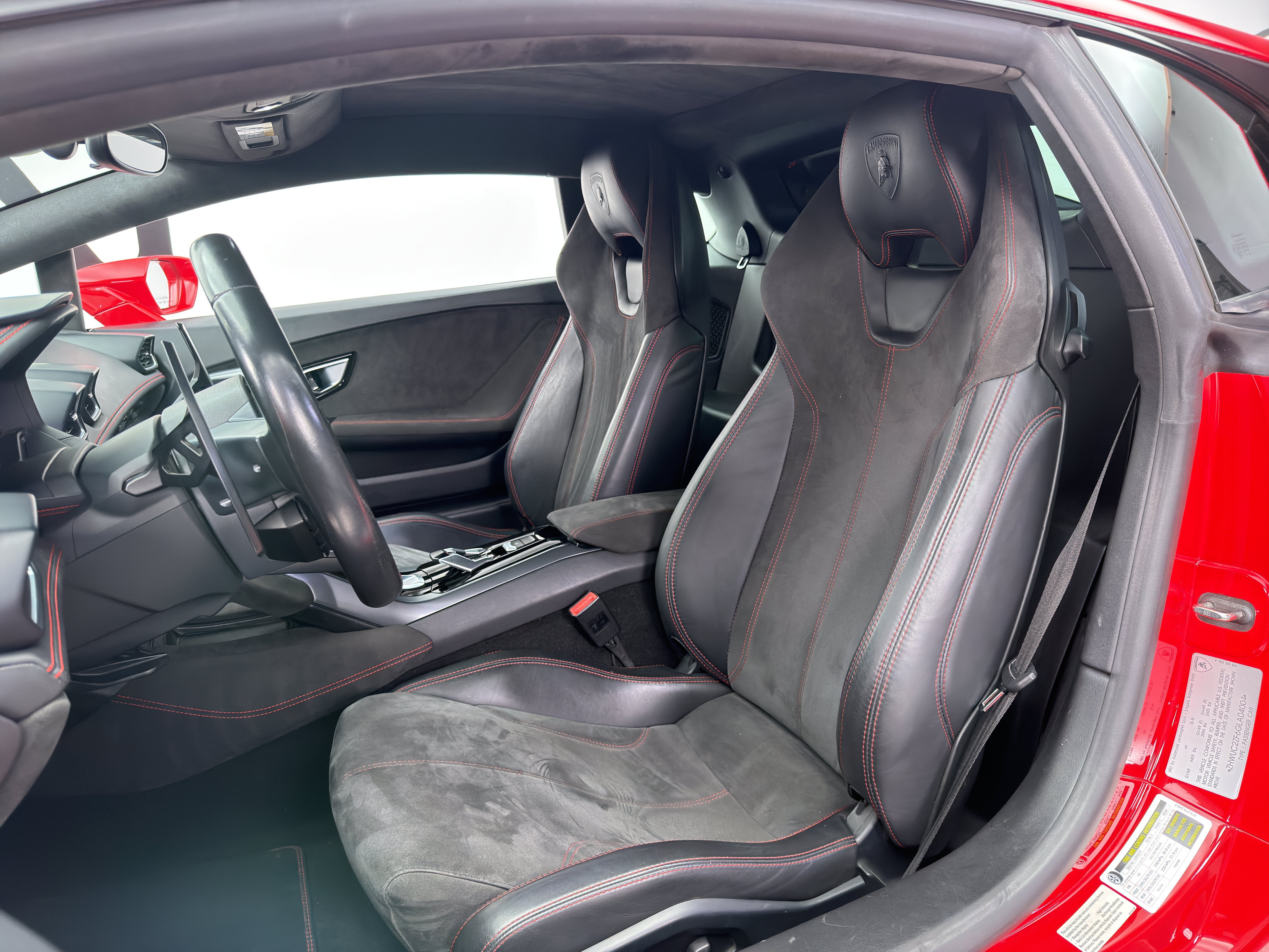 Used 2016 Lamborghini Huracan LP 580-2 RWD image 3