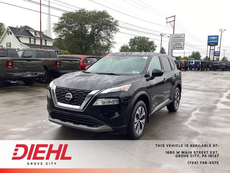 Used 2023 Nissan Rogue SV AWD/4WD image 3