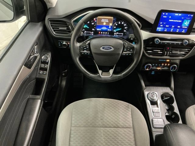 Used 2022 Ford Escape SE FWD image 11