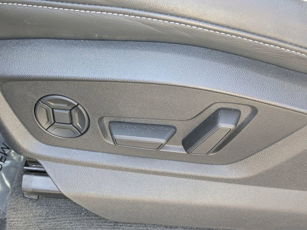 Used 2021 Audi Q8 Premium Plus w/ Premium Plus Package image 8