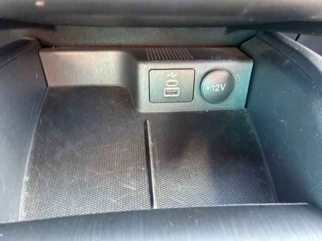 Used 2025 Ford Escape ST-Line AWD/4WD image 35