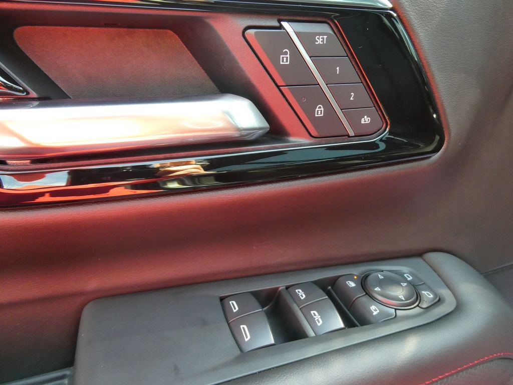 Certified 2025 Chevrolet Tahoe RST w/ Comfort Package AWD/4WD image 26