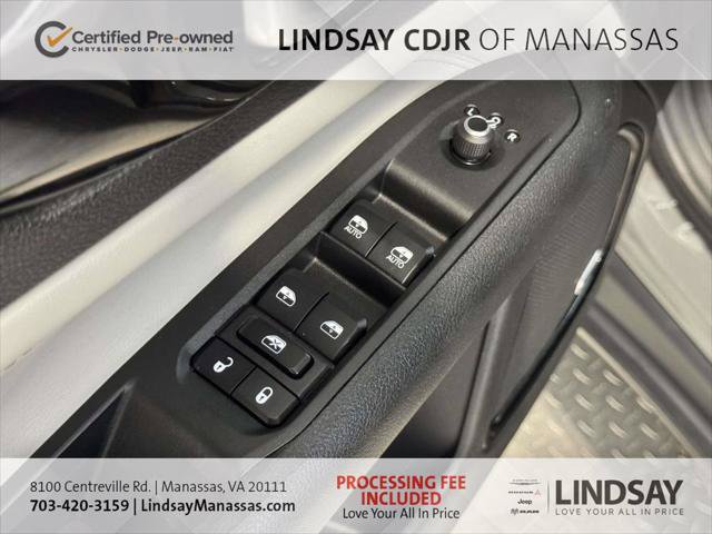 Certified 2023 Jeep Compass Limited w/ Sun and Sound Group AWD/4WD image 28