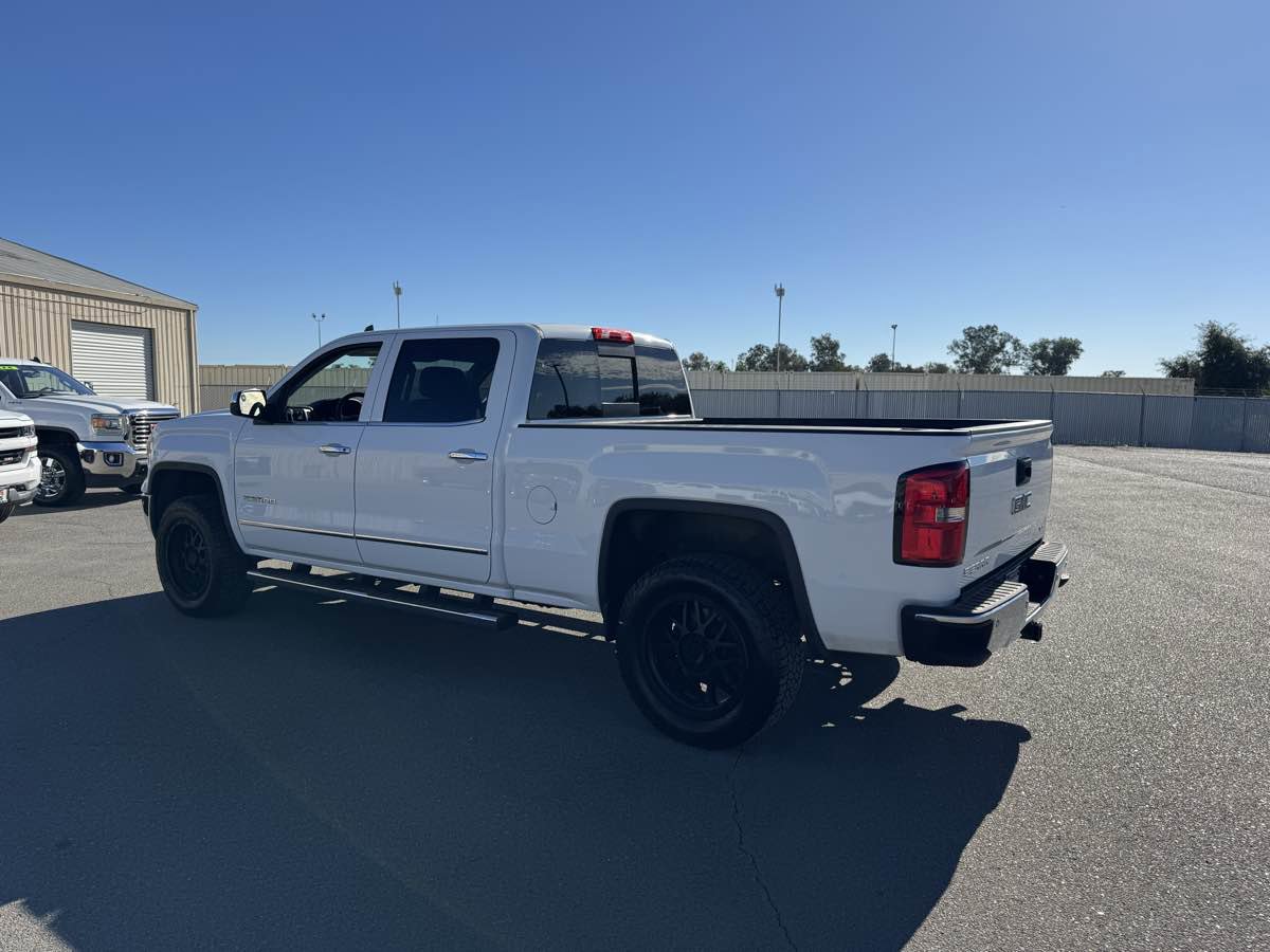 Used 2015 GMC Sierra 1500 SLT w/ SLT Crew Cab Value Package image 8
