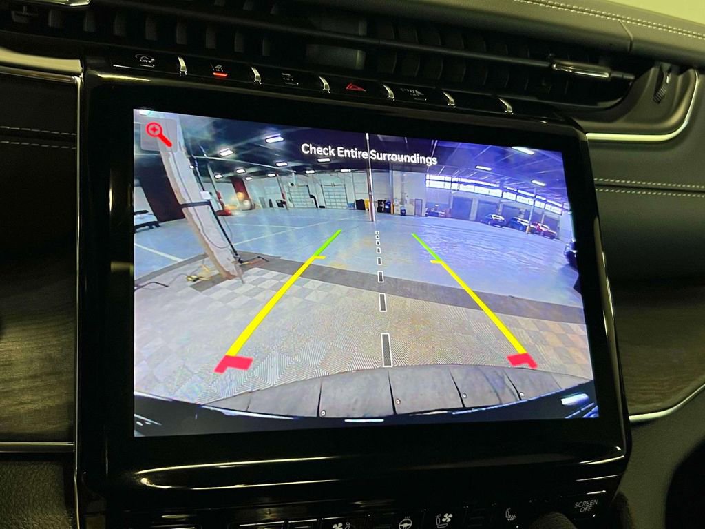 Used 2024 Jeep Grand Cherokee Overland w/ Trailer Tow Package image 31