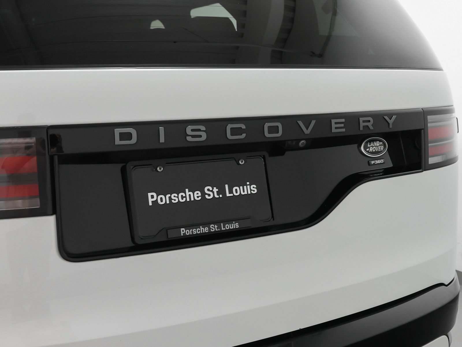 Used 2022 Land Rover Discovery S R-Dynamic AWD/4WD image 24