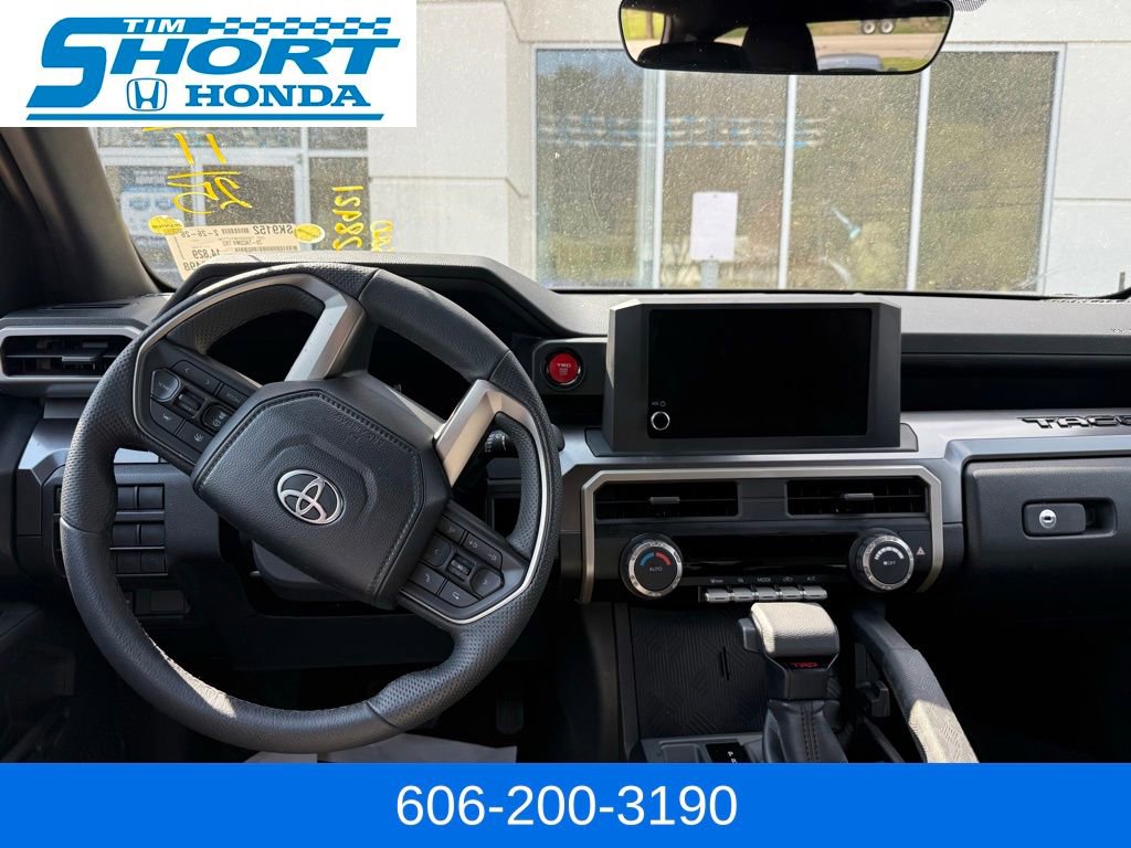 Used 2025 Toyota Tacoma TRD Off-Road image 11