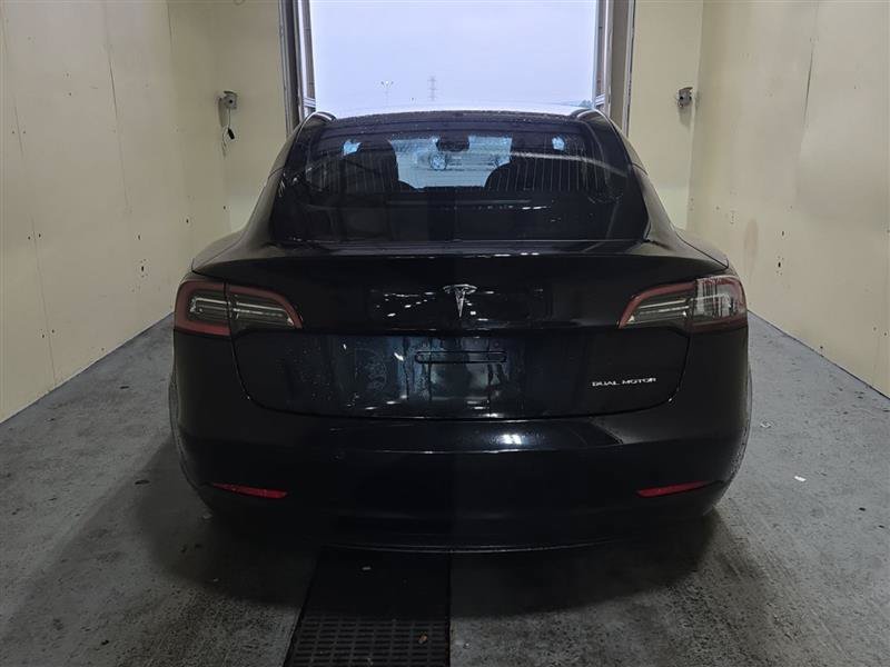 Used 2018 Tesla Model 3 Long Range AWD/4WD image 3