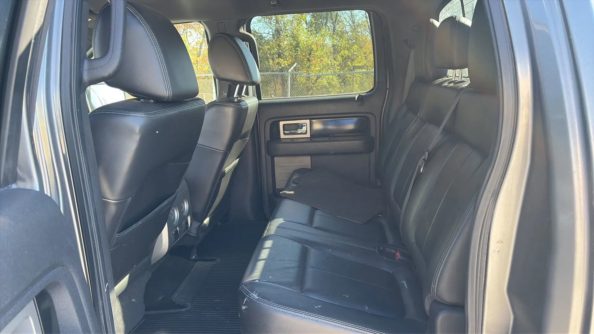 Used 2011 Ford F150 FX4 w/ FX Luxury Pkg image 23