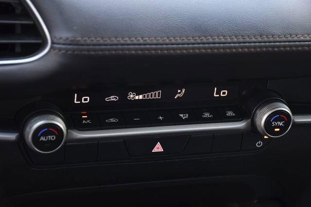 Used 2024 MAZDA MAZDA3 s FWD image 14