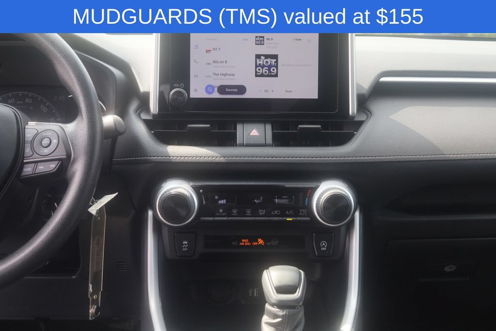 Used 2025 Toyota RAV4 LE AWD/4WD image 8