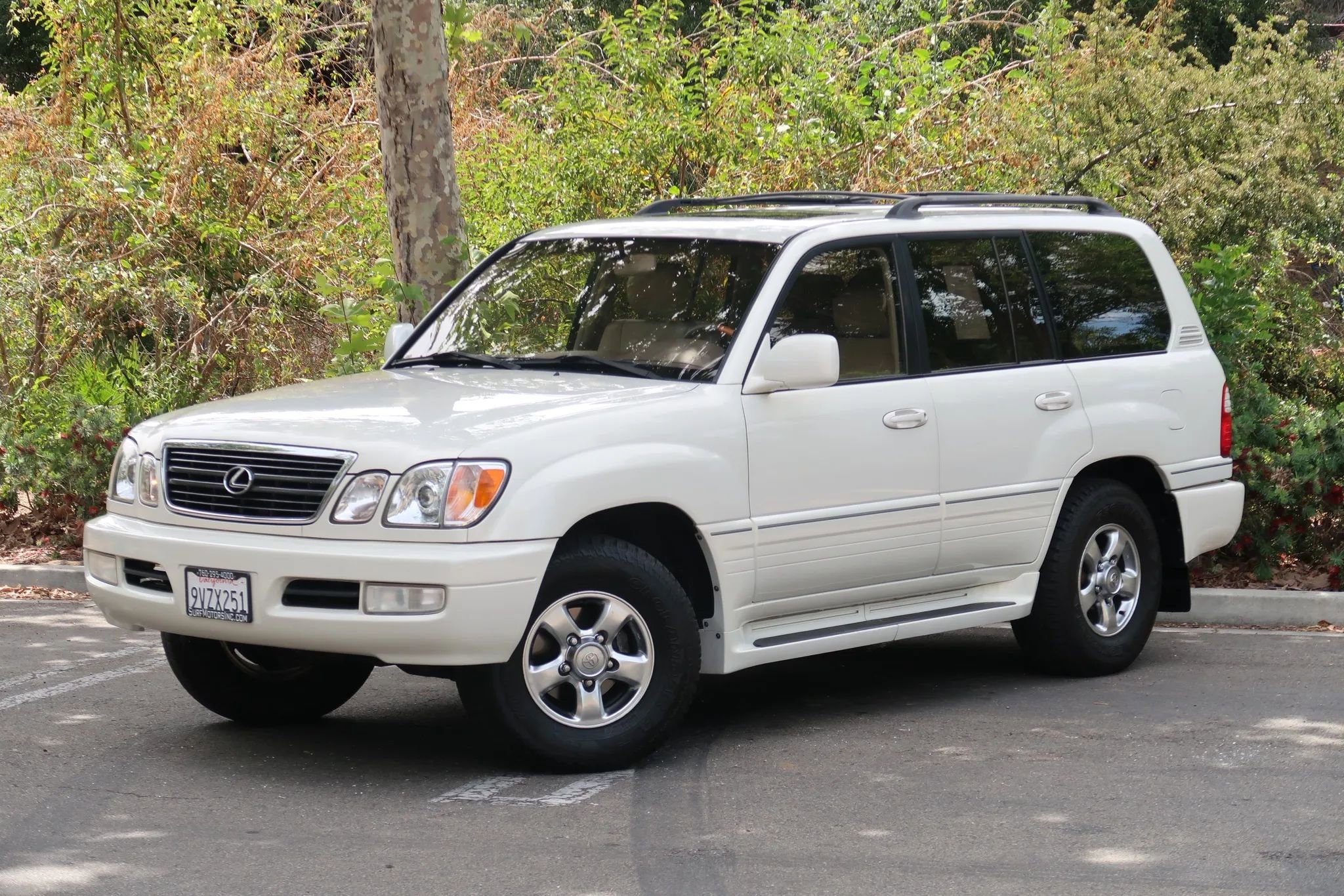 Used 2001 Lexus LX 470 4WD image 4
