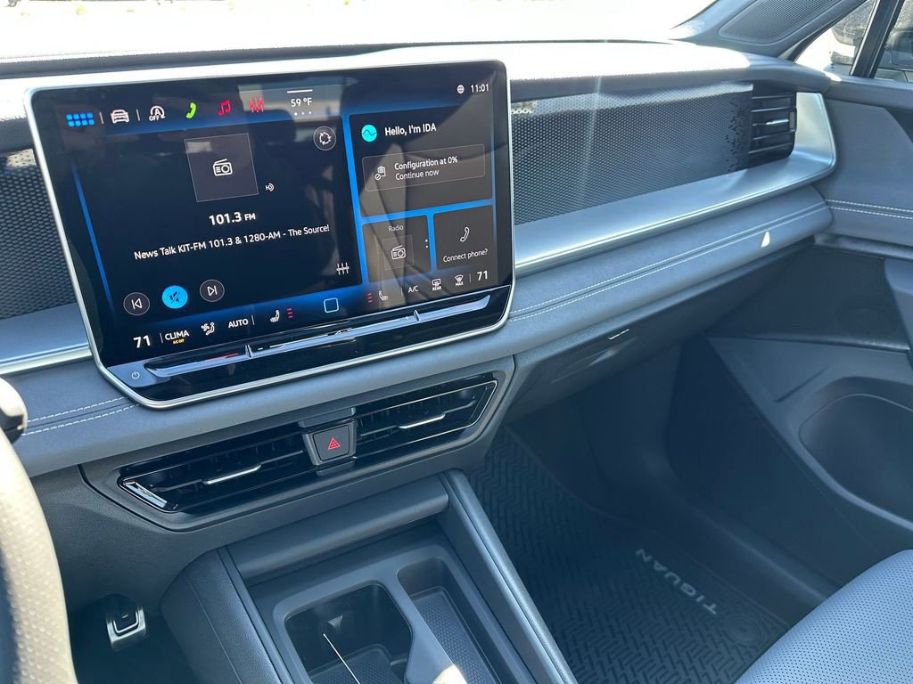 New 2026 Volkswagen Tiguan SE R-Line AWD/4WD image 27